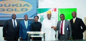 L-R: Olawale Akoni (SAN), Managing Partner, Babalakin & Co; Olusegun Akanji, Divisional Head, Strategy & Business Solutions, Heritage Bank Plc; Ife Fashola, Group Chief Executive of KADARI Capital; Tunde Fagbemi, Chairman, Dukia Gold; Akin Akeredolu-Ale, MD of Lagos Commodities and Futures Exchange (LCFE) and Olusoji Elias, Council General, Dukia Gold, during the LCFE-Dukia Gold media parley held yesterday at the LCFE Trading Floor in Lagos.